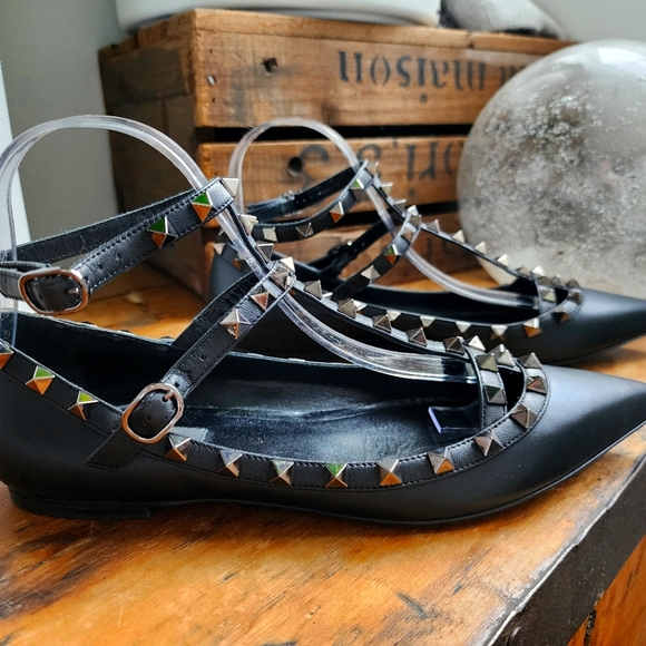 Valentino Rockstud Noir T-Strap Caged Flats - Picture 4 of 8